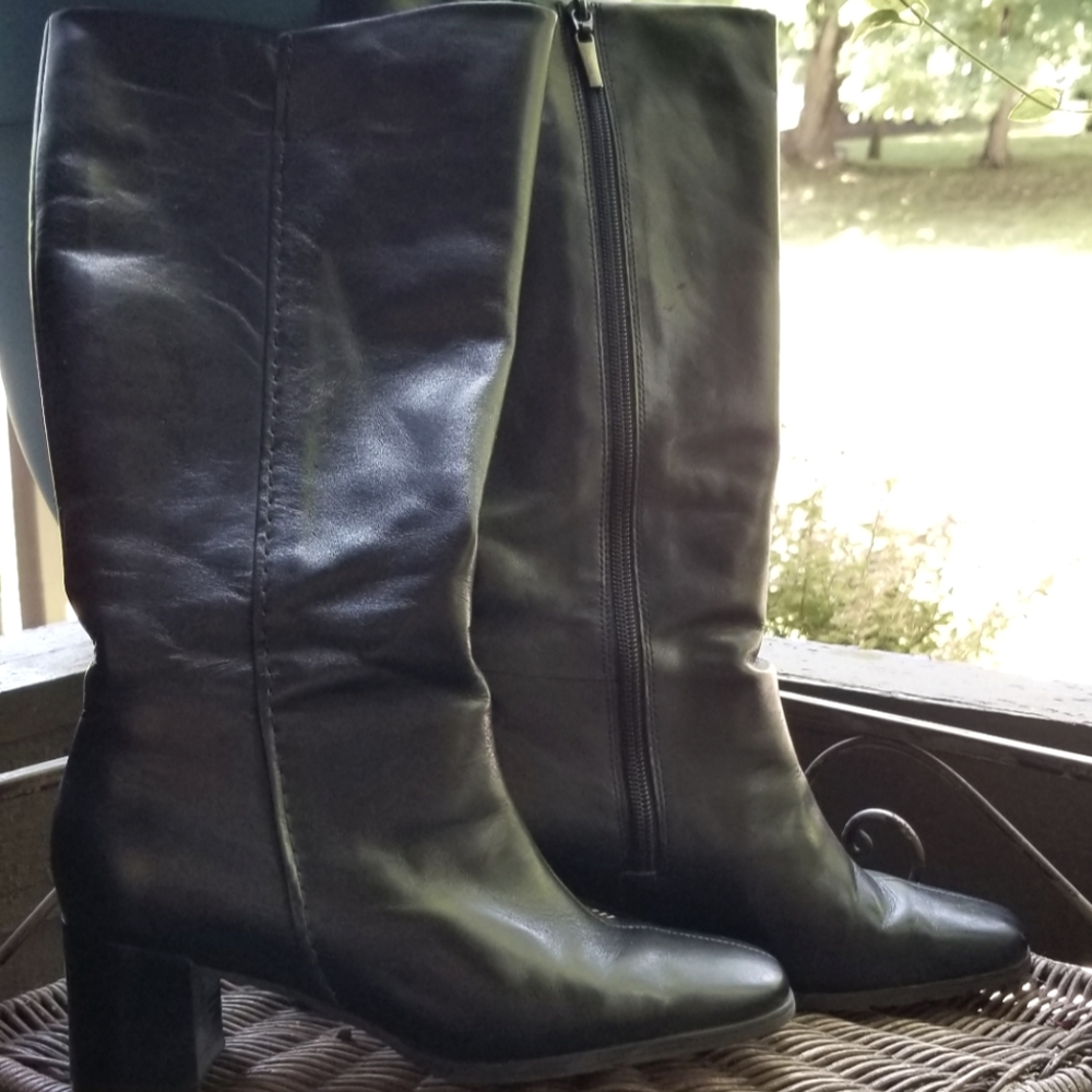 Women's boots